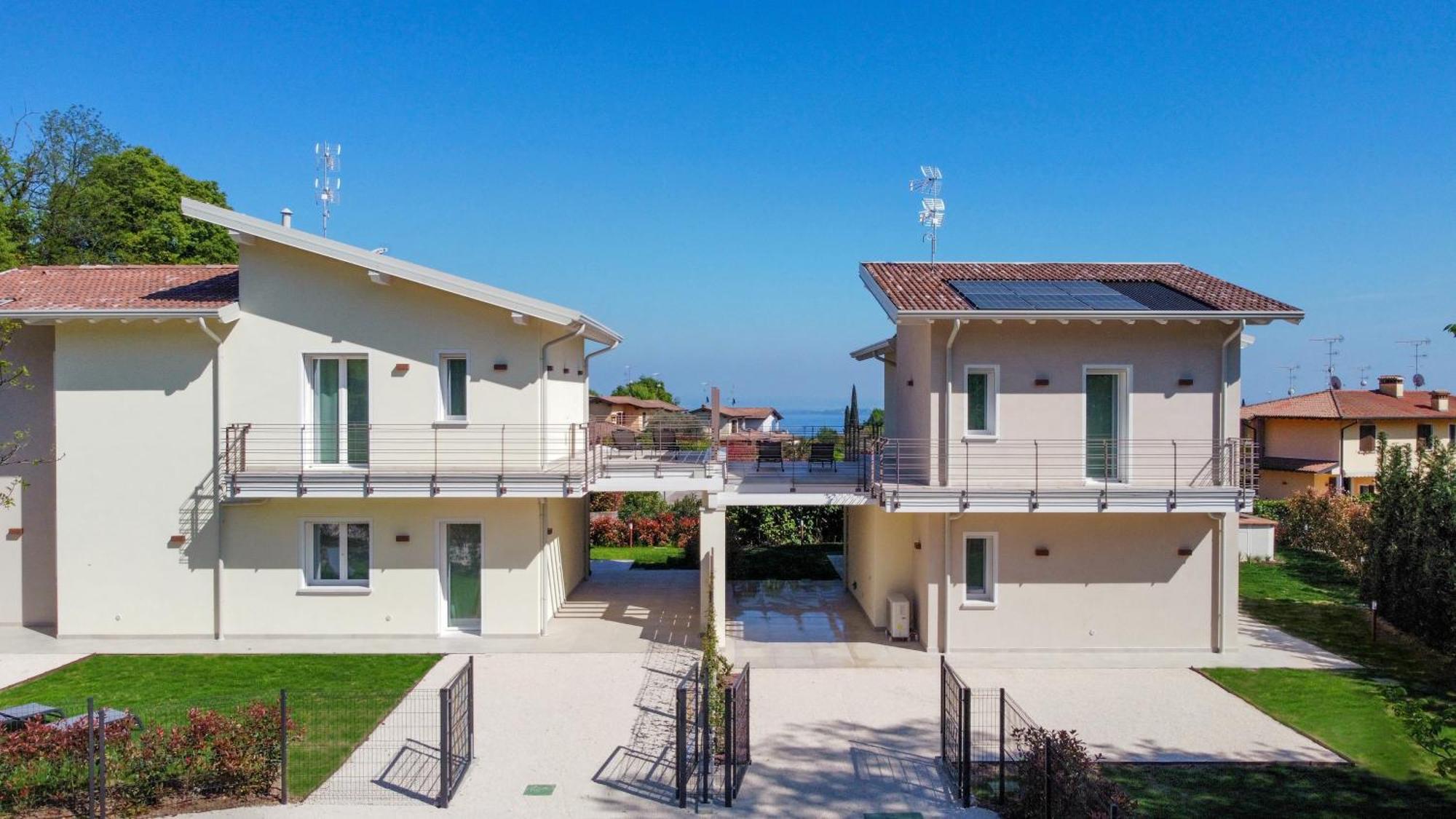 Luxury Villas Gardenia With Private Pool Padenghe sul Garda Exterior foto