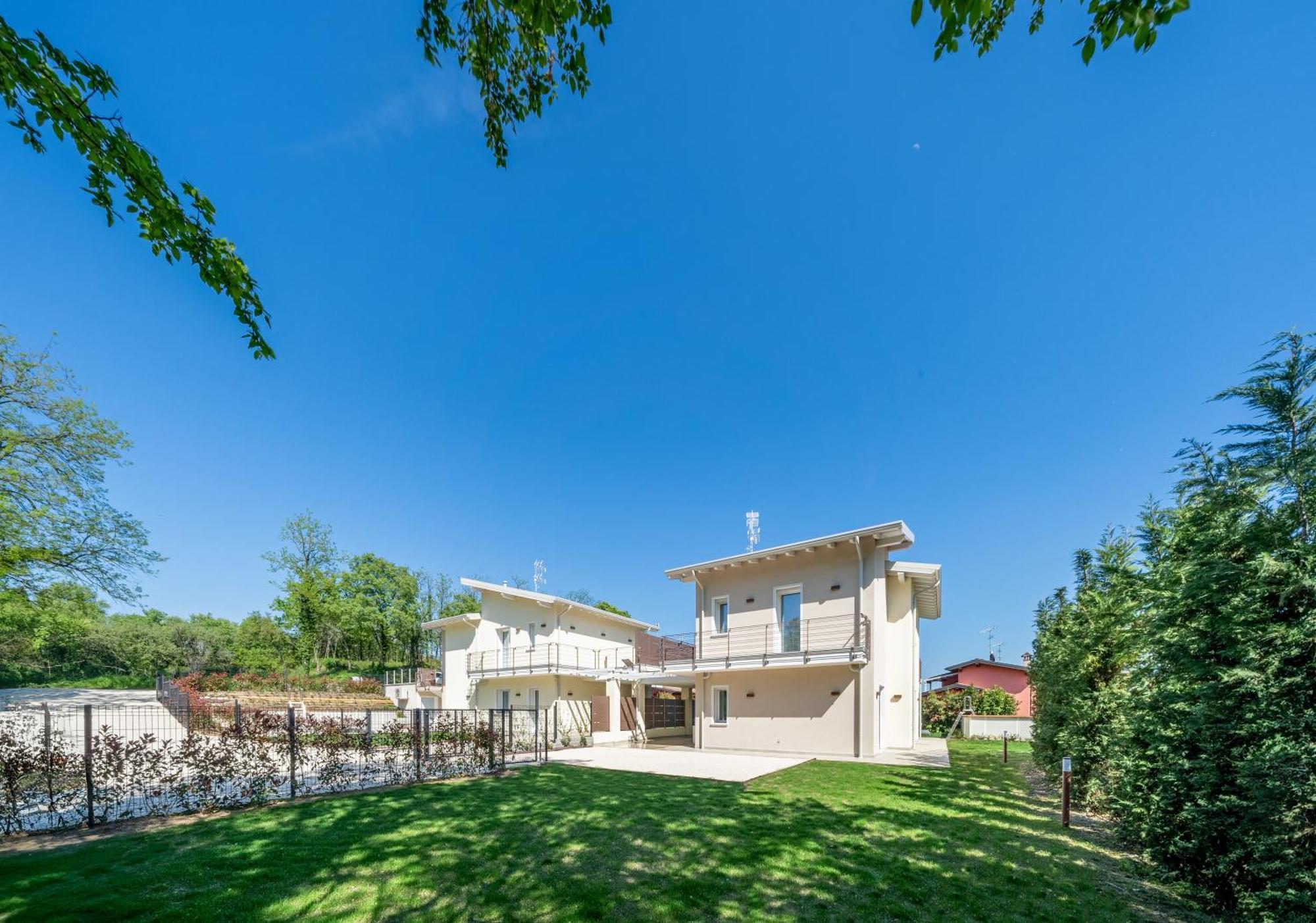 Luxury Villas Gardenia With Private Pool Padenghe sul Garda Exterior foto