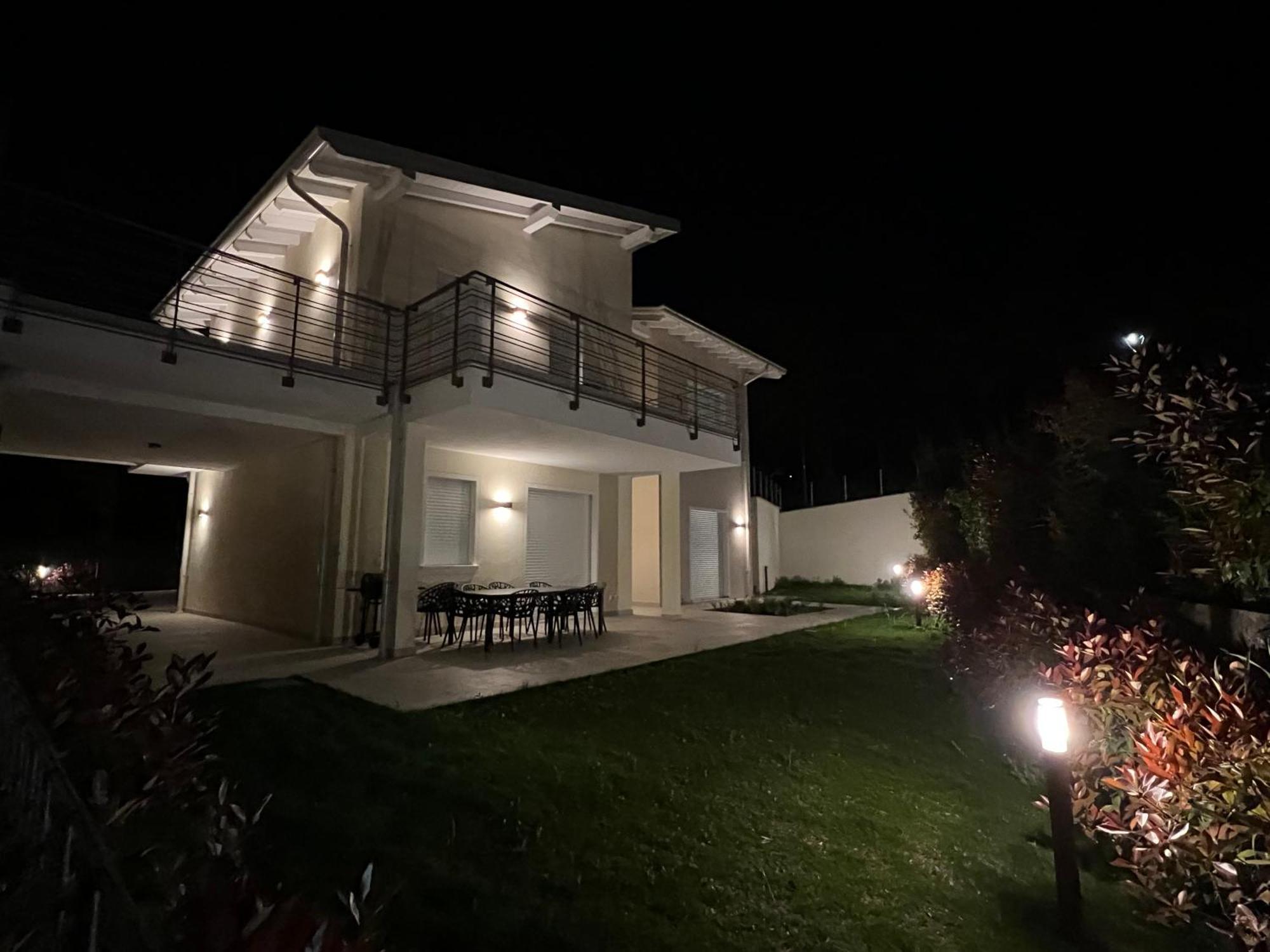 Luxury Villas Gardenia With Private Pool Padenghe sul Garda Exterior foto