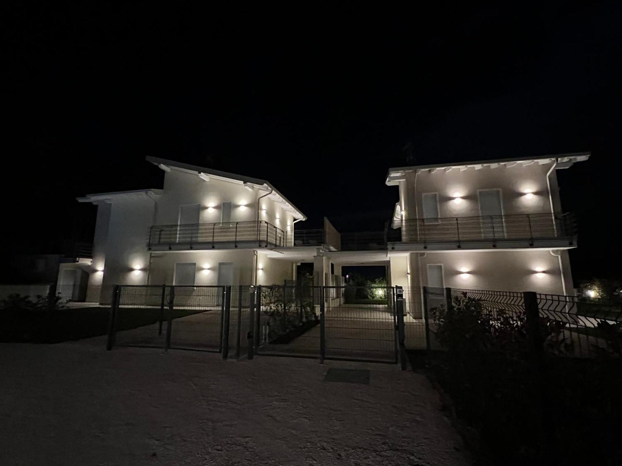 Luxury Villas Gardenia With Private Pool Padenghe sul Garda Exterior foto