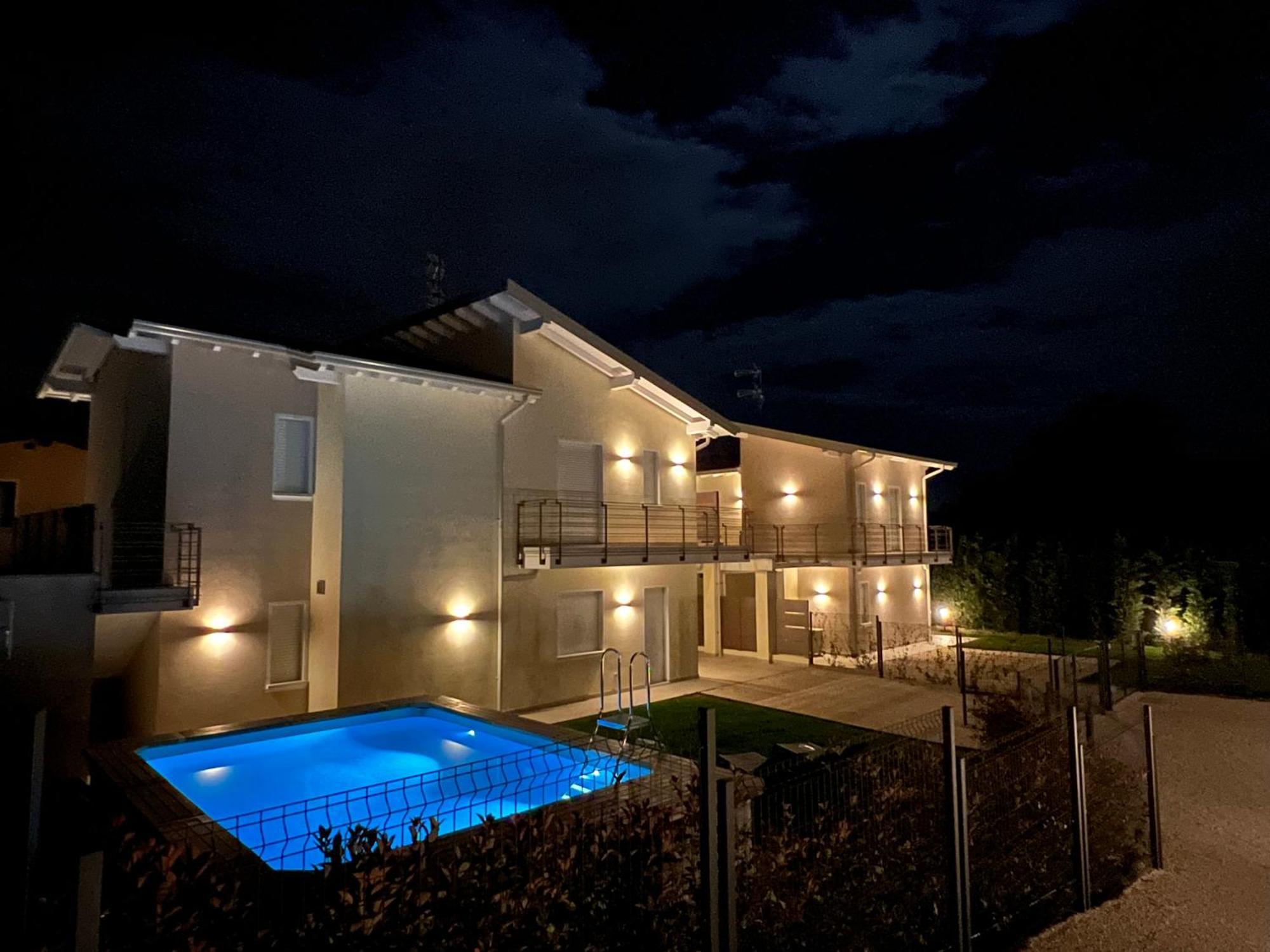 Luxury Villas Gardenia With Private Pool Padenghe sul Garda Exterior foto