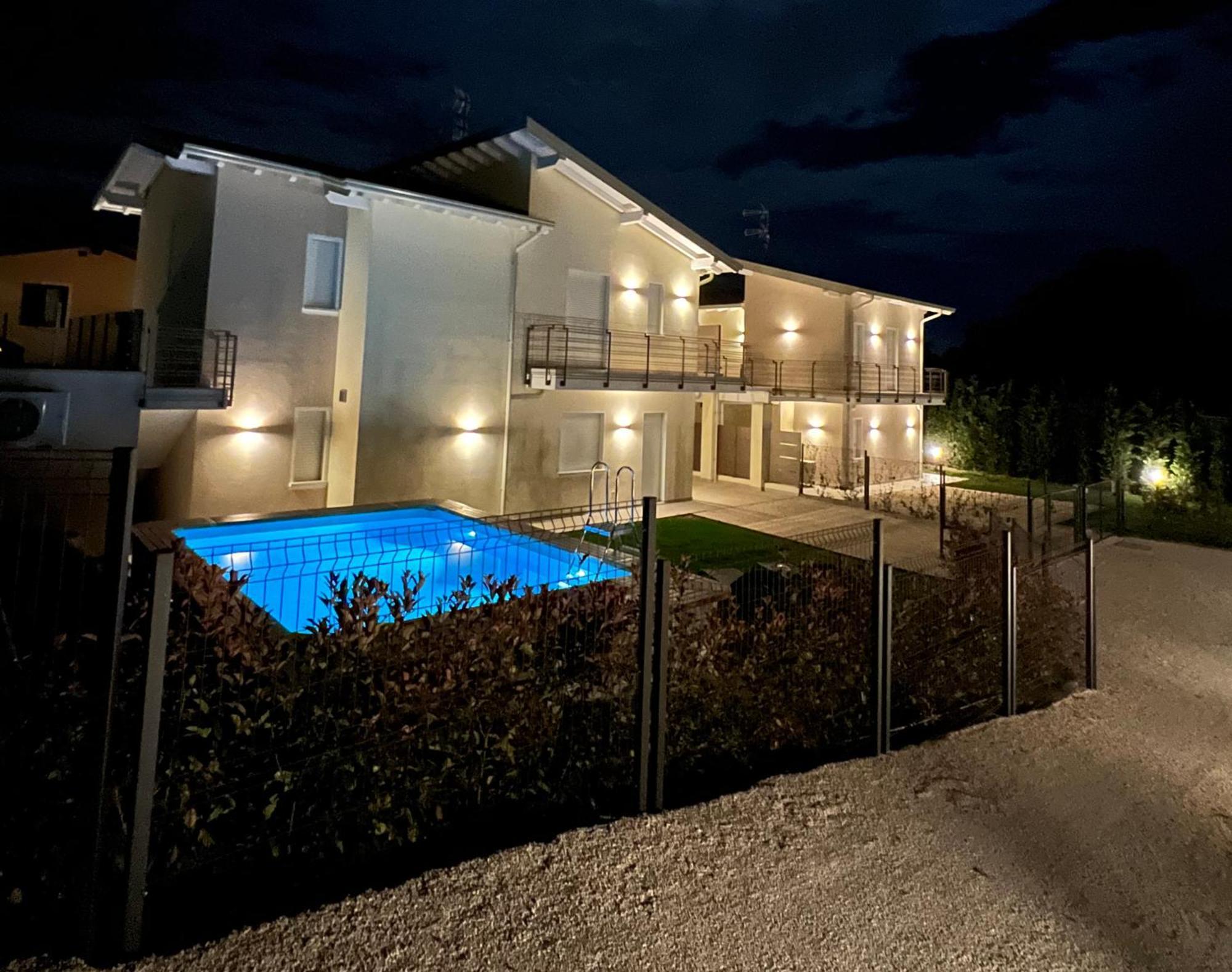 Luxury Villas Gardenia With Private Pool Padenghe sul Garda Exterior foto